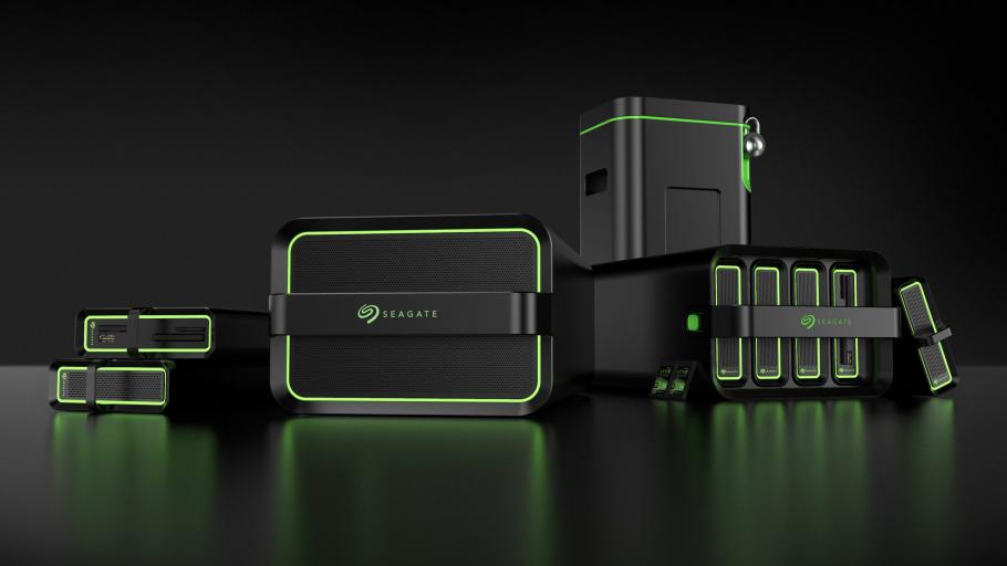 Seagate boxes black